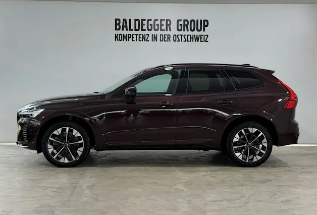 VOLVO XC60 2.0 T6 TE Ultra Dark eAWD