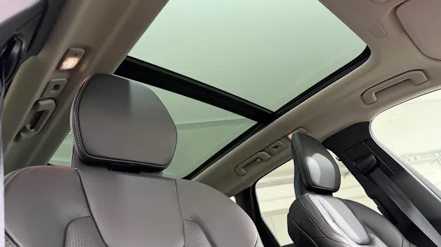 VOLVO XC60 2.0 T6 TE Ultra Dark eAWD