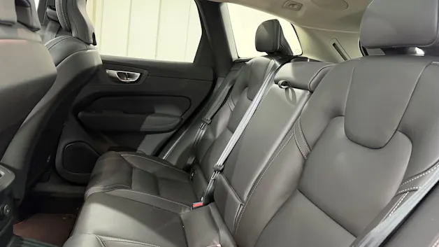 VOLVO XC60 2.0 T6 TE Ultra Dark eAWD