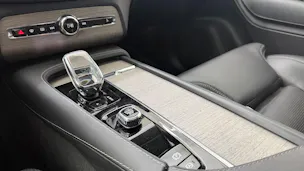 VOLVO XC90 2.0 T8 TE Ultimate Dark 7