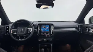 VOLVO EX40 Twin Black Edition AWD