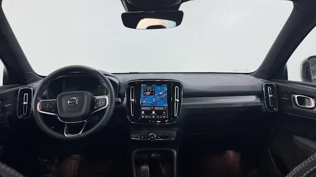 VOLVO EX40 Twin Black Edition AWD