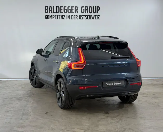 VOLVO EX40 Twin Black Edition AWD