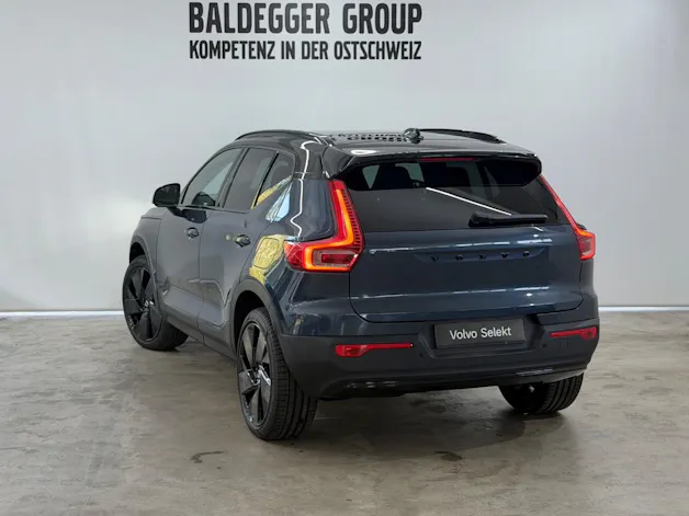 VOLVO EX40 Twin Black Edition AWD