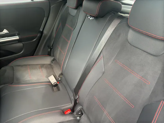 MERCEDES-BENZ GLA 220d 4Matic 8G-DCT AMG Line