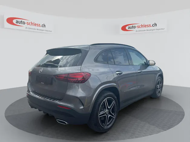 MERCEDES-BENZ GLA 220d 4Matic 8G-DCT AMG Line