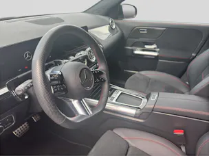 MERCEDES-BENZ GLA 220d 4Matic 8G-DCT AMG Line
