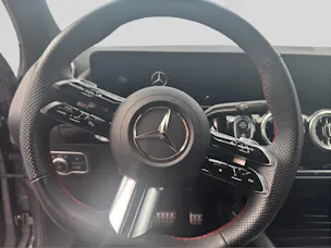 MERCEDES-BENZ GLA 220d 4Matic 8G-DCT AMG Line