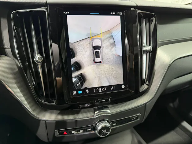 VOLVO XC60 2.0 T8 TE XCENTRIC Black