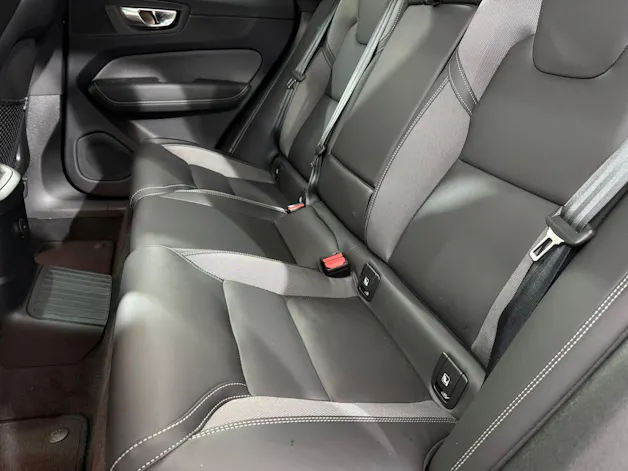 VOLVO XC60 2.0 T8 TE XCENTRIC Black