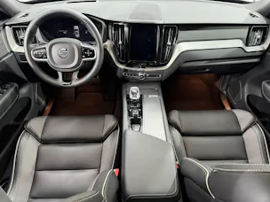VOLVO XC60 2.0 T8 TE XCENTRIC Black
