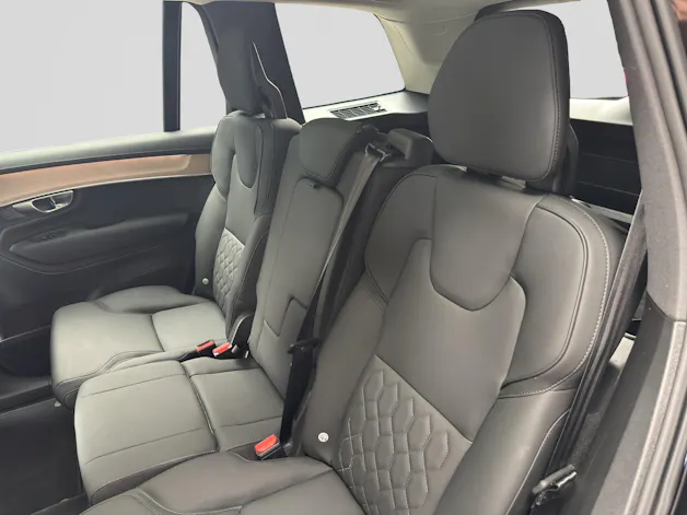 VOLVO XC90 B5 Benzin 7Pl. Mild Hybrid AWD Plus Bright Geartronic