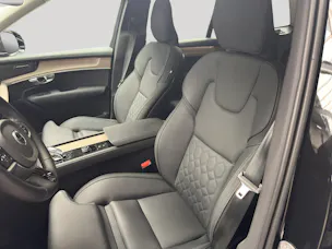 VOLVO XC90 B5 Benzin 7Pl. Mild Hybrid AWD Plus Bright Geartronic