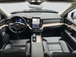 VOLVO XC90 B5 Benzin 7Pl. Mild Hybrid AWD Plus Bright Geartronic