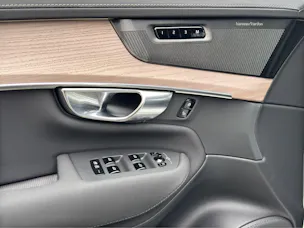 VOLVO XC90 T8 eAWD 7Pl. Plus Dark PluginHybrid Geartronic