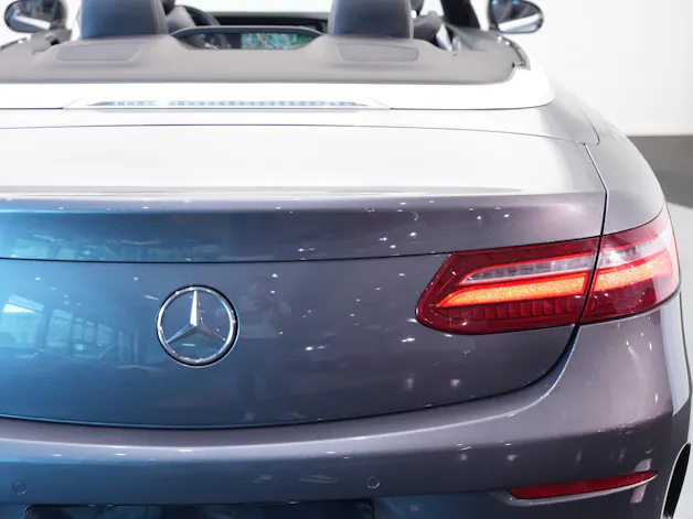 MERCEDES-BENZ E 400 Cabriolet AMG Line 4 Matic 9G-Tronic *20" Aversus* *Burmester*