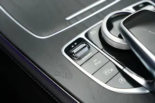 MERCEDES-BENZ E 400 Cabriolet AMG Line 4 Matic 9G-Tronic *20" Aversus* *Burmester*
