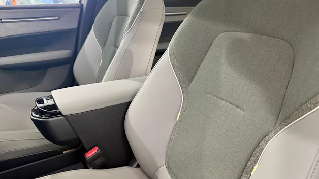 VOLVO EX 30 CC E60 Twin Performance A