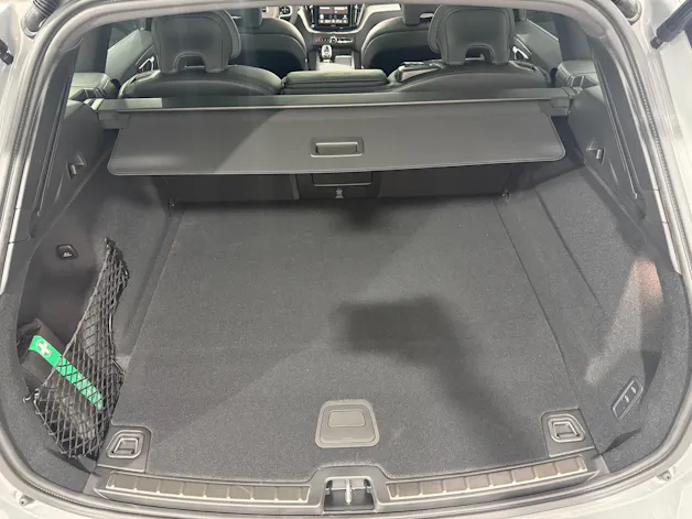VOLVO XC60 2.0 T6 TE Black Edition e
