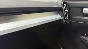 VOLVO XC40 2.0 B3 MH Core