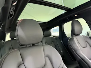 VOLVO XC60 2.0 T6 TE Black Edition e