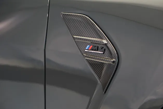 BMW M4 Coupé Competition M xDrive *CH-Fahrzeug* *Dravitgrau* *Carbon*