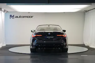 BMW M4 Coupé Competition M xDrive *CH-Fahrzeug* *Dravitgrau* *Carbon*
