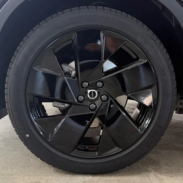 VOLVO XC40 2.0 B4 MH Black Edition