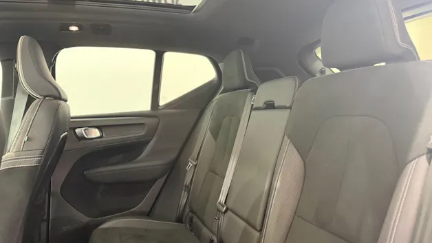 VOLVO XC40 P8 Twin R-Design AWD