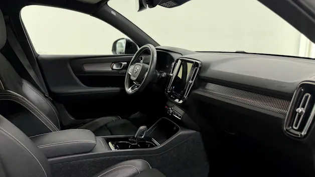 VOLVO XC40 P8 Twin R-Design AWD