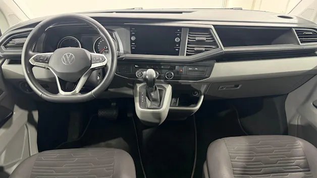 VW T6.1 Caravelle 3000 2.0 TDI 15