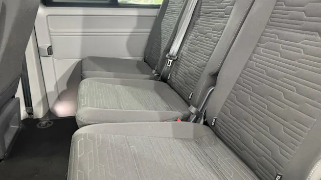 VW T6.1 Caravelle 3000 2.0 TDI 15