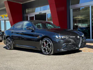 ALFA ROMEO Giulia 2.0 Competizione Q4 AT8