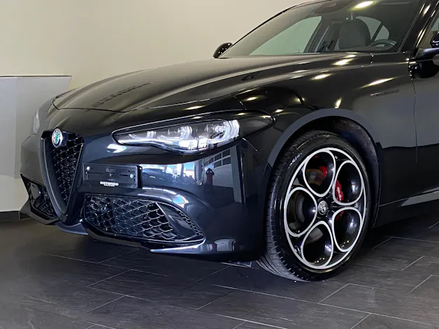 ALFA ROMEO Giulia 2.0 Competizione Q4 AT8