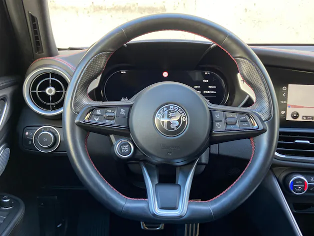 ALFA ROMEO Giulia 2.0 Competizione Q4 AT8