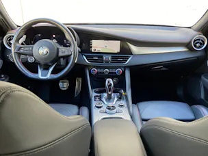 ALFA ROMEO Giulia 2.0 Competizione Q4 AT8