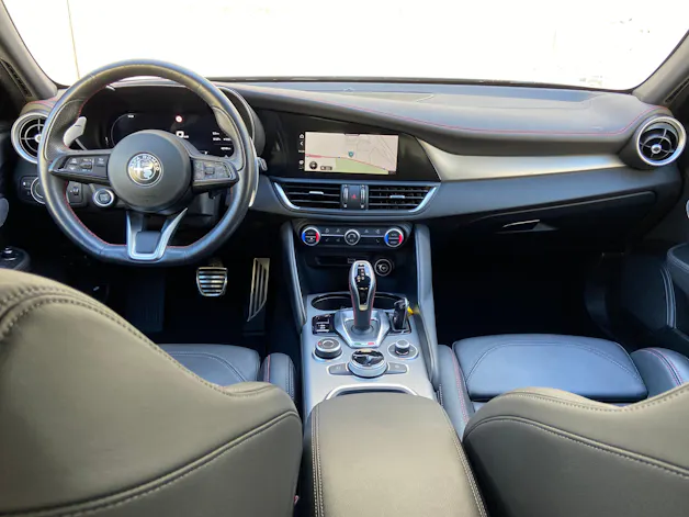 ALFA ROMEO Giulia 2.0 Competizione Q4 AT8