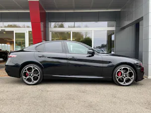 ALFA ROMEO Giulia 2.0 Competizione Q4 AT8