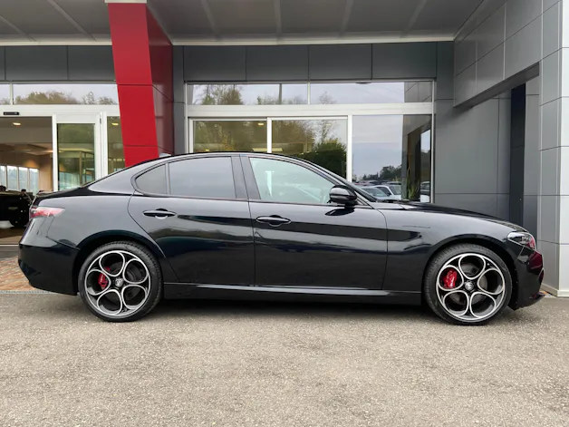 ALFA ROMEO Giulia 2.0 Competizione Q4 AT8