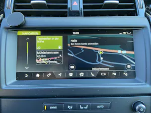 Land Rover Discovery 3.0 SDV6 SE Automatic