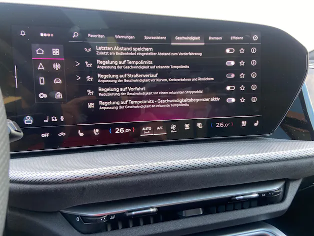 AUDI Q5 TDI quattro S-tronic S-Line