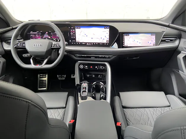 AUDI Q5 TDI quattro S-tronic S-Line