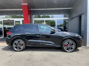 AUDI Q5 TDI quattro S-tronic S-Line
