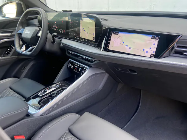 AUDI Q5 TDI quattro S-tronic S-Line