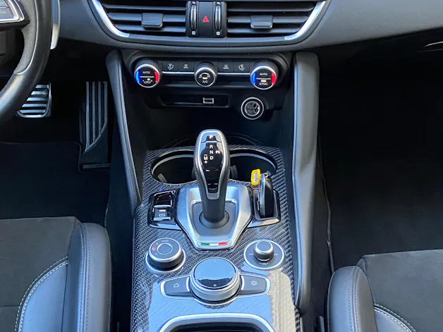 ALFA ROMEO Giulia 2.9 V6 Quadrifoglio Sparco