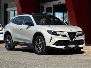 ALFA ROMEO Junior 1.2 48V Hybrid Sport Speciale Tech Sky MY26