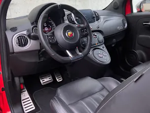 FIAT 595 1.4 16V Turbo Abarth Turismo Automat