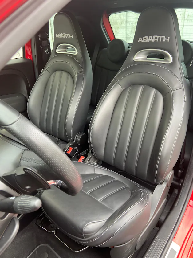 FIAT 595 1.4 16V Turbo Abarth Turismo Automat