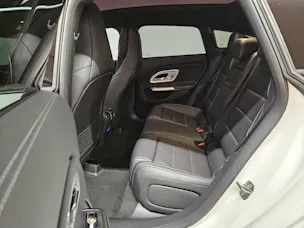 MERCEDES-BENZ CLA 220 4Matic AMG Line Shooting Brake