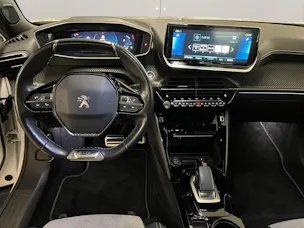 PEUGEOT 2008 e-GT Pack